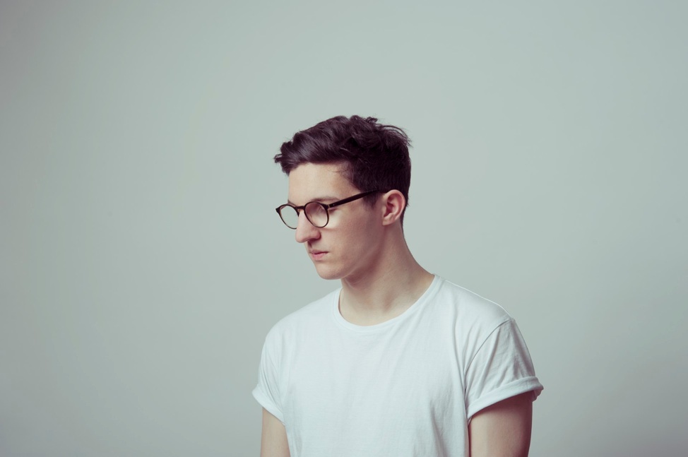VIDEO: Dan Croll - Compliment Your Soul