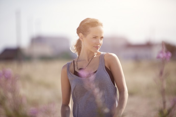 Live Session: Gemma Hayes - To Be Your Honey